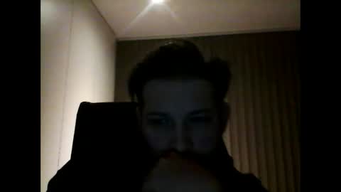 Snapshot of nemooke89 chatting on 01-02-25, 10:22 Nemo online show from 01-02-25, 10:22