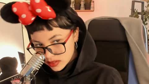 Snapshot of neogeisha28 chatting on 05-05-26, 04:04 Neo Geisha online show from 05-05-26, 04:04