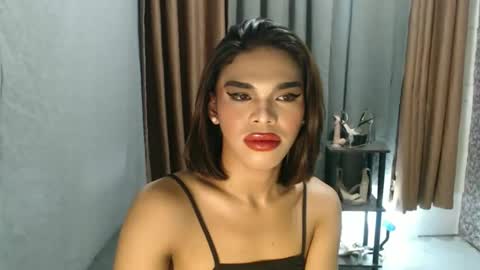 neomi online show from 04-20-26, 03:26