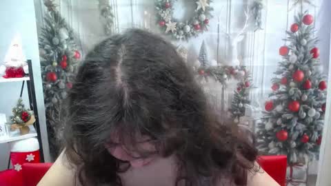 NeonilaLisova online show from 12-18-25, 06:52