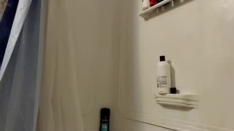 Versatile online show from 11-03-25, 01:56