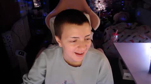 Snapshot of nerdy_squirty chatting on 01-10-25, 07:57 NerdySquirty online show from 01-10-25, 07:57