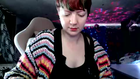 Snapshot of nerdy_squirty chatting on 06-19-26, 04:50 NerdySquirty online show from 06-19-26, 04:50