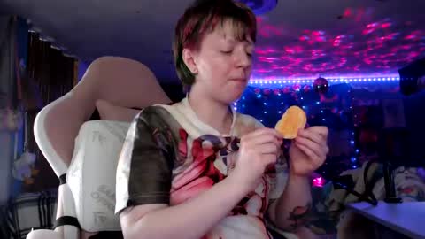 Snapshot of nerdy_squirty chatting on 07-01-26, 07:32 NerdySquirty online show from 07-01-26, 07:32