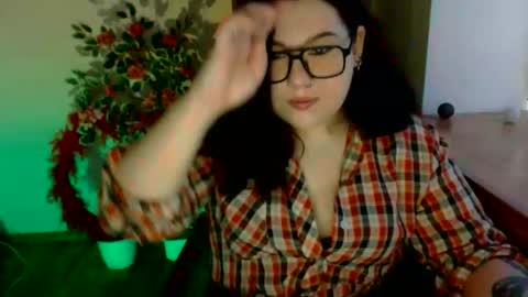 nereia online show from 03-16-26, 08:40