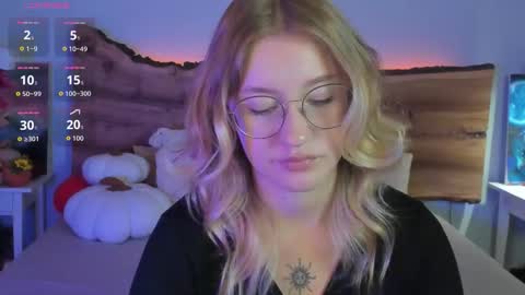 Snapshot of nerissa_xo chatting on 10-03-25, 08:17 Nerissa online show from 10-03-25, 08:17
