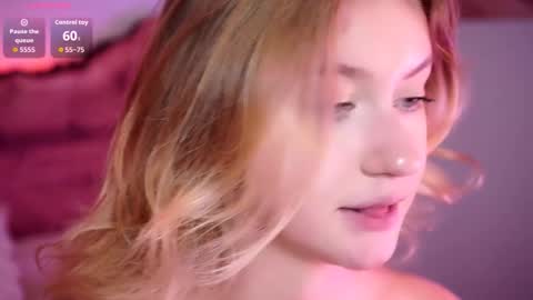Snapshot of nerissa_xo chatting on 10-11-25, 08:18 Nerissa online show from 10-11-25, 08:18