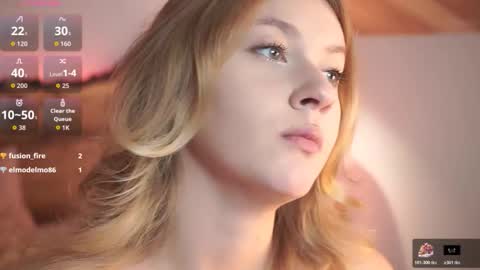 Snapshot of nerissa_xo chatting on 10-17-25, 08:11 Nerissa online show from 10-17-25, 08:11