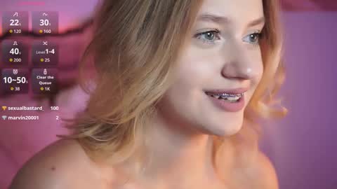 Snapshot of nerissa_xo chatting on 10-18-25, 09:15 Nerissa online show from 10-18-25, 09:15