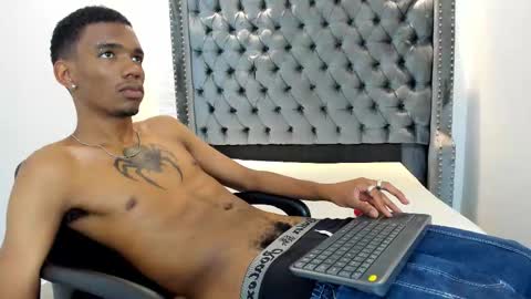 Nero online show from 12-19-25, 07:43