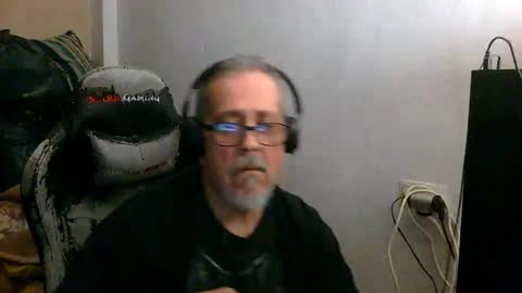 Snapshot of neron401 chatting on 05-02-26, 10:15 neron401 online show from 05-02-26, 10:15