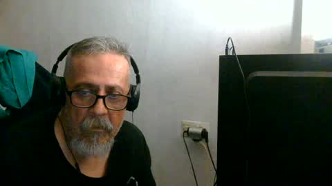 Snapshot of neron401 chatting on 06-15-26, 02:36 neron401 online show from 06-15-26, 02:36