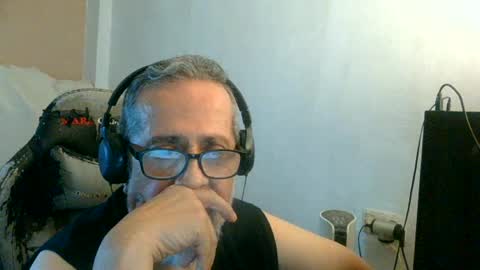 Snapshot of neron401 chatting on 07-05-26, 04:25 neron401 online show from 07-05-26, 04:25