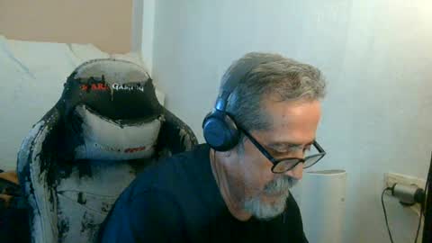 Snapshot of neron401 chatting on 07-21-26, 03:47 neron401 online show from 07-21-26, 03:47