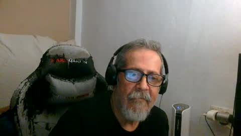 Snapshot of neron401 chatting on 07-23-26, 01:58 neron401 online show from 07-23-26, 01:58