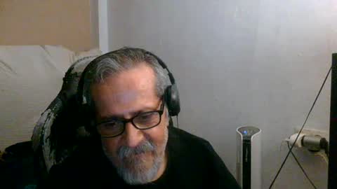 Snapshot of neron401 chatting on 07-25-26, 12:42 neron401 online show from 07-25-26, 12:42