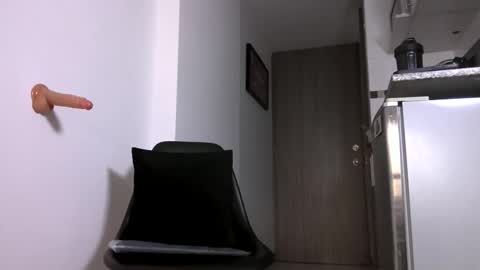 Snapshot of neron_xxl chatting on 11-06-25, 10:21 neron XXL online show from 11-06-25, 10:21