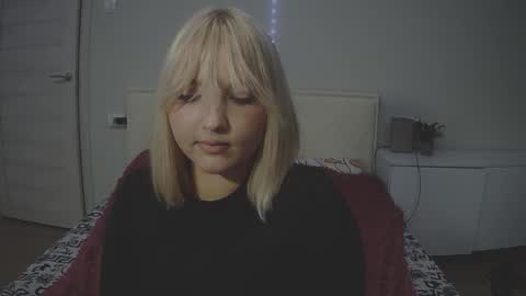 nessa_berry online show from 12-17-25, 10:38