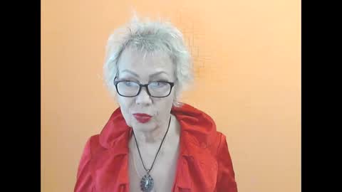 NessyJenixs online show from 10-18-25, 07:20