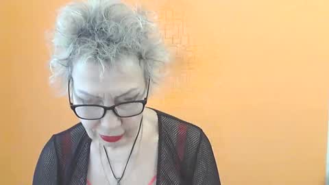 NessyJenixs online show from 02-19-26, 09:05