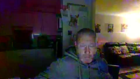 Snapshot of nesuk chatting on 10-17-25, 10:12 nesuk online show from 10-17-25, 10:12