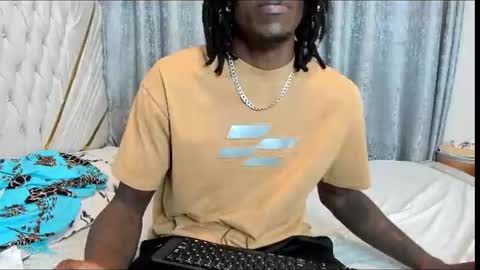 Snapshot of netfux_and_chill chatting on 07-15-26, 07:19 netfux_and_chill online show from 07-15-26, 07:19