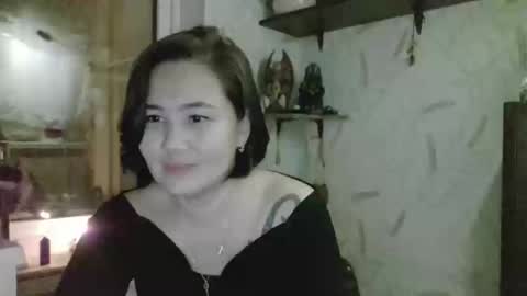 Snapshot of nettie_allie chatting on 12-02-25, 12:38 Nettie Allie online show from 12-02-25, 12:38