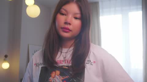 Snapshot of nevahiga chatting on 05-28-26, 12:02 Yuna online show from 05-28-26, 12:02