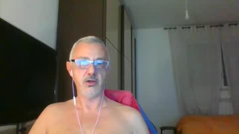 Snapshot of nevenerabis chatting on 12-09-24, 01:51 nevenerabis online show from 12-09-24, 01:51