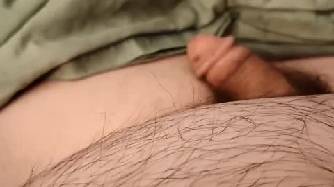 Snapshot of neverseentthatb4 chatting on 10-02-25, 08:32 Matt online show from 10-02-25, 08:32