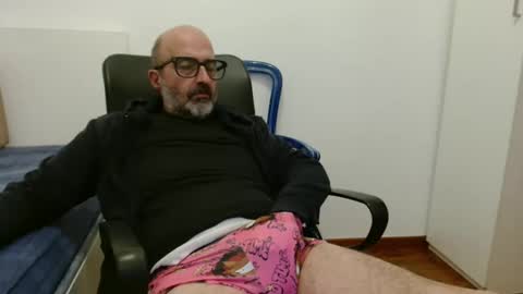 simi online show from 10-31-25, 07:26