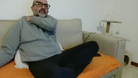 Snapshot of new_simi_74 chatting on 01-07-26, 08:00 simi online show from 01-07-26, 08:00