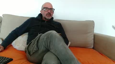 Snapshot of new_simi_74 chatting on 01-14-26, 12:44 simi online show from 01-14-26, 12:44