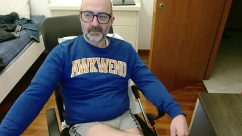 Snapshot of new_simi_74 chatting on 02-08-26, 06:06 simi online show from 02-08-26, 06:06