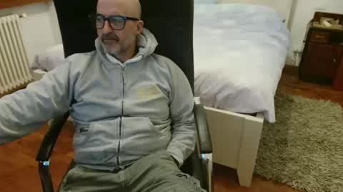 Snapshot of new_simi_74 chatting on 02-23-26, 07:50 simi online show from 02-23-26, 07:50