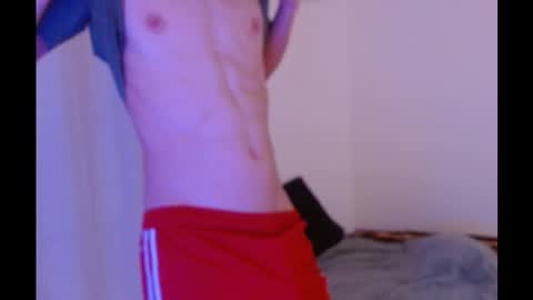 Boy online show from 10-22-25, 03:18