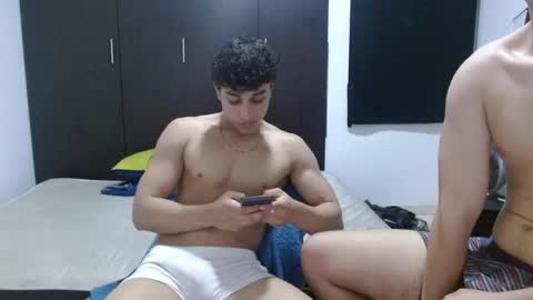 Snapshot of ney_quiroz chatting on 01-09-26, 05:32 ney hotman online show from 01-09-26, 05:32