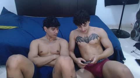 Snapshot of ney_quiroz chatting on 03-08-26, 05:11 ney hotman online show from 03-08-26, 05:11