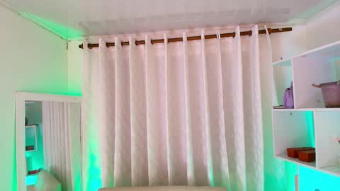  Angie   Instagram  angie julianac add me online show from 02-20-26, 05:04