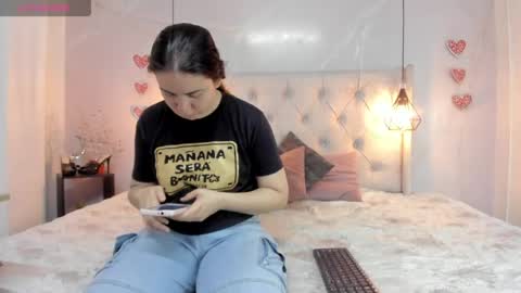 Milena online show from 04-13-26, 12:54