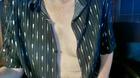 Snapshot of nfgwholoves2cum chatting on 01-01-25, 10:56 NFG Nice Friendly Guy Dick online show from 01-01-25, 10:56
