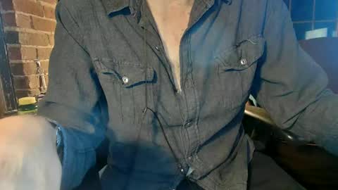 Snapshot of nfgwholoves2cum chatting on 01-03-25, 10:19 NFG Nice Friendly Guy Dick online show from 01-03-25, 10:19