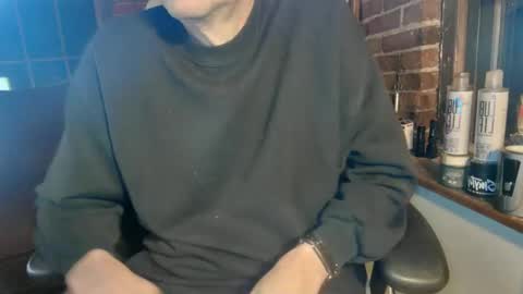 Snapshot of nfgwholoves2cum chatting on 01-09-25, 11:24 NFG Nice Friendly Guy Dick online show from 01-09-25, 11:24