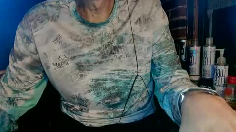 Snapshot of nfgwholoves2cum chatting on 01-18-25, 10:28 NFG Nice Friendly Guy Dick online show from 01-18-25, 10:28