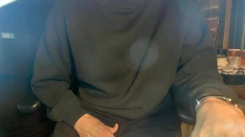 Snapshot of nfgwholoves2cum chatting on 01-23-25, 04:19 NFG Nice Friendly Guy Dick online show from 01-23-25, 04:19