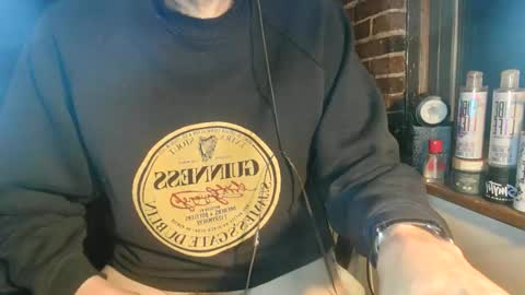 Snapshot of nfgwholoves2cum chatting on 02-03-25, 10:43 NFG Nice Friendly Guy Dick online show from 02-03-25, 10:43