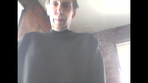 Snapshot of nfgwholoves2cum chatting on 02-12-25, 04:22 NFG Nice Friendly Guy Dick online show from 02-12-25, 04:22