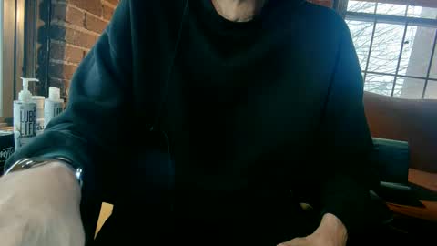 Snapshot of nfgwholoves2cum chatting on 02-12-25, 09:22 NFG Nice Friendly Guy Dick online show from 02-12-25, 09:22