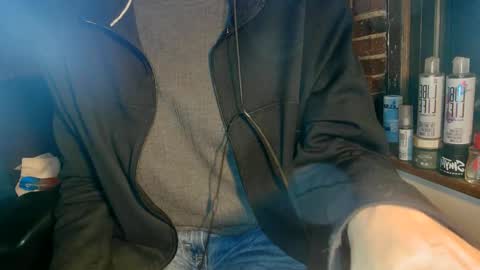 Snapshot of nfgwholoves2cum chatting on 02-22-25, 12:16 NFG Nice Friendly Guy Dick online show from 02-22-25, 12:16