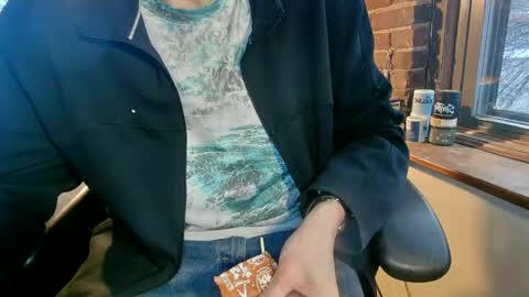 Snapshot of nfgwholoves2cum chatting on 02-27-25, 10:31 NFG Nice Friendly Guy Dick online show from 02-27-25, 10:31